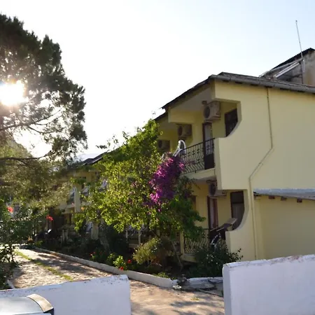 Ξενοδοχείο Patio 2*